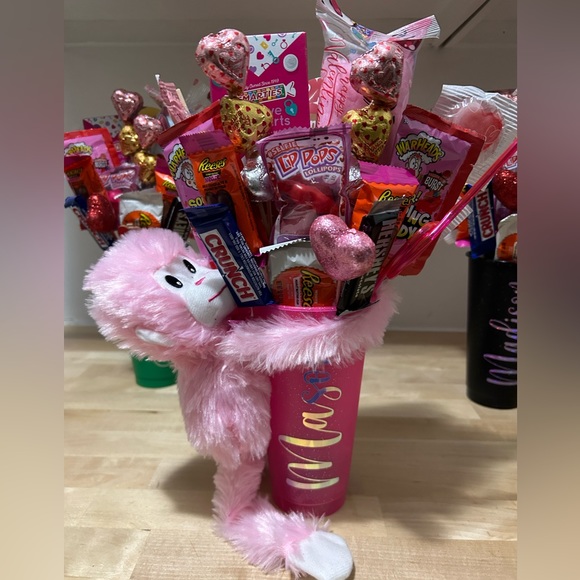 Valentine’s day candy bouquet gift set - Picture 5 of 6